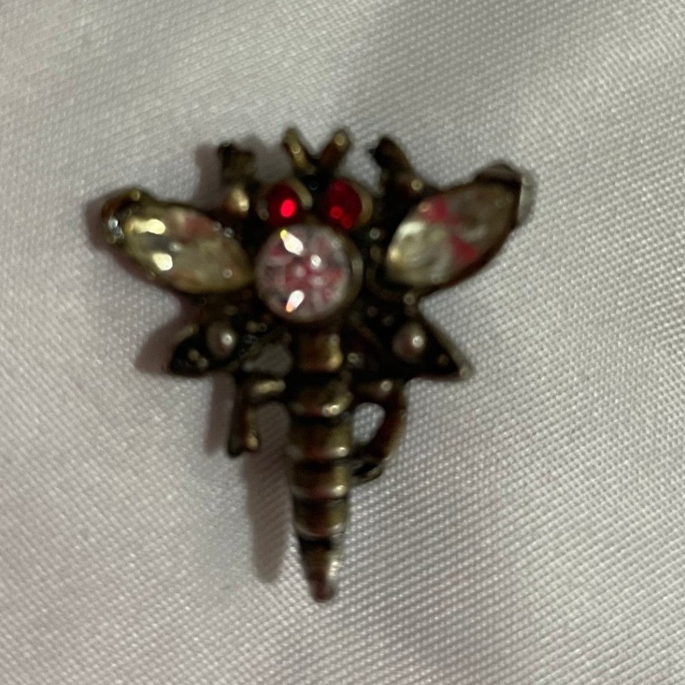 Vintage‎ Style Bronze Insect Fly Bee Pin Brooch Red Rhinestone Eyes #752